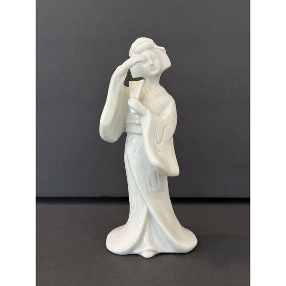 Vintage White Porcelain Geisha Figurine Woman w/ Fan Marked 1443 Crossed Swords - Picture 1 of 8
